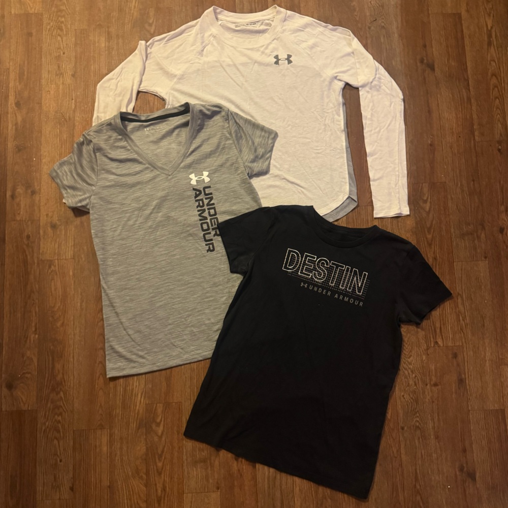 Women’s Under Armour Long Short Sleeve V Neck Logo Bundle Lot Size X-Small XS
